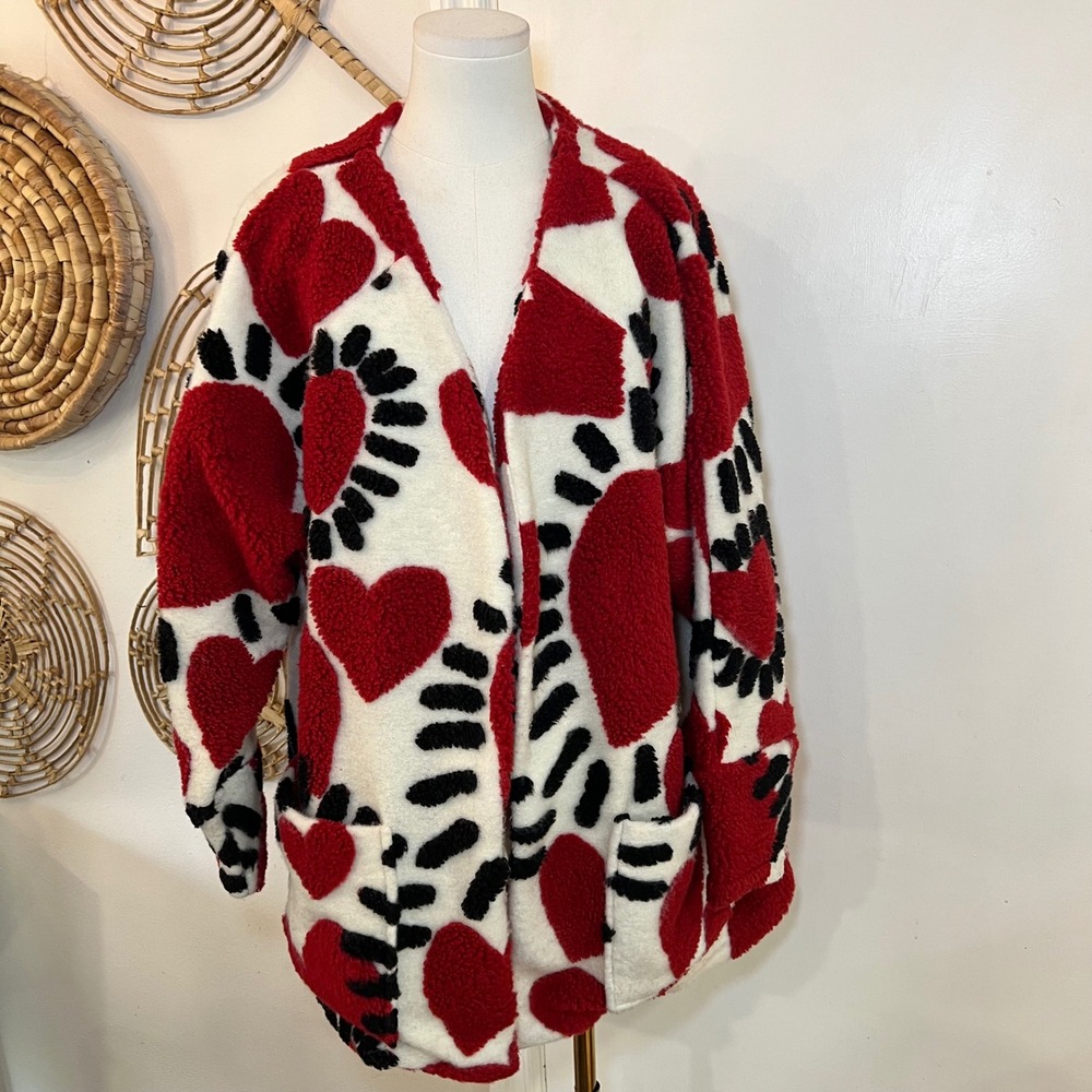 FARM Rio Red White Sherpa Ai Meu Coracao Heart Print Jacket Medium - Picture 2 of 12
